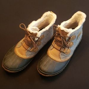 Sorel Out and About snow boots